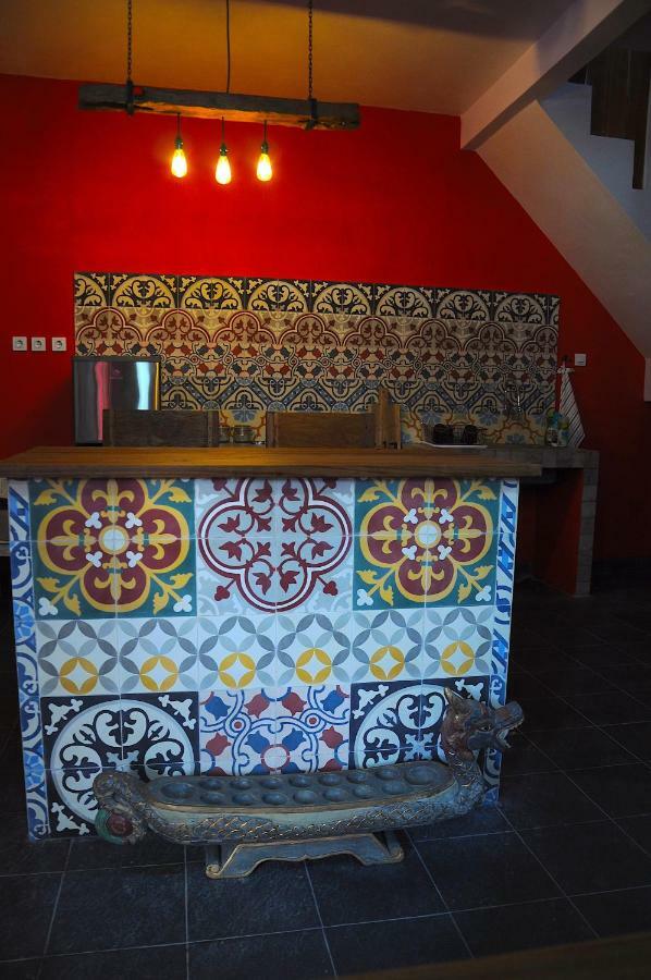 Villa Buddha Malioboro Джокьякарта Экстерьер фото
