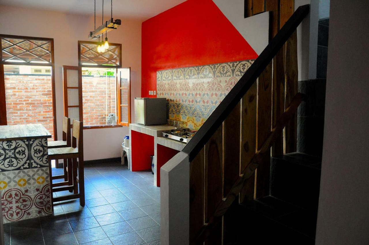 Villa Buddha Malioboro Джокьякарта Экстерьер фото